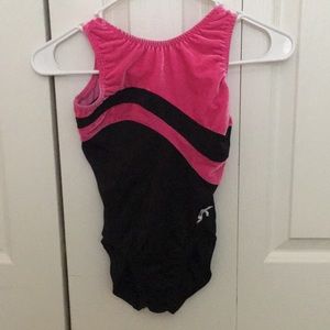 Gymnastics leotard